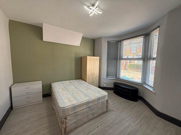 4 Bedroom Detached House To Rent In St. Margarets Road, London, N17