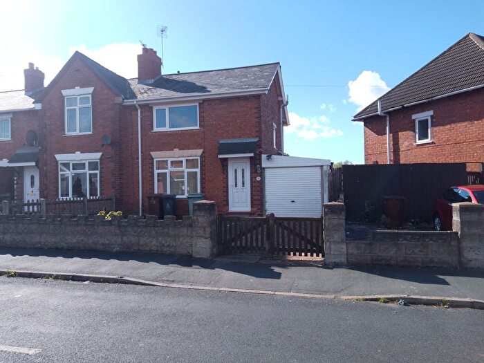 3 Bedroom End Of Terrace House For Sale In Talke Road, Walsall, WS5