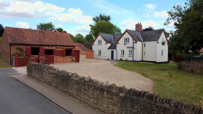 4 Bedroom Detached House For Sale In Blacksmiths Lane, Boothby Graffoe, Lincoln, LN5
