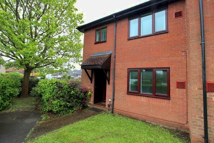 1 Bedroom End Of Terrace House To Rent In Lowlands Drive, Stanwell, TW19