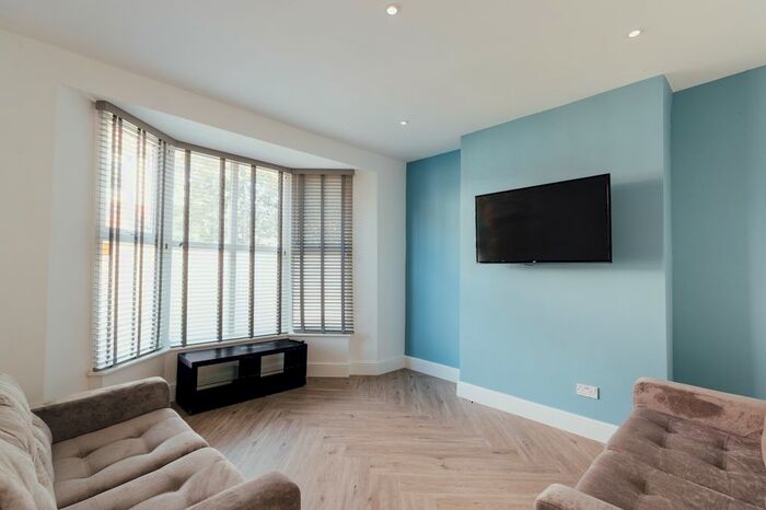 5 Bedroom Flat To Rent In Strathearn Street, Hull HU5