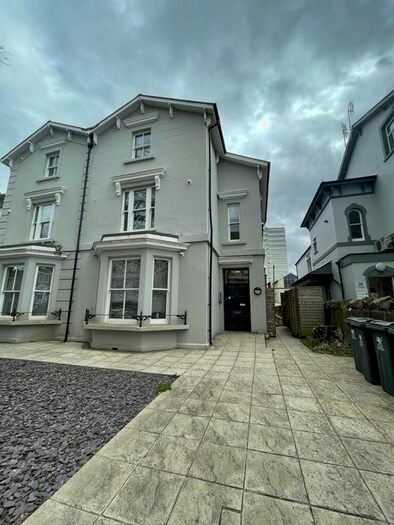 1 Bedroom Flat To Rent In The Parade, Roath, Cardiff, CF24