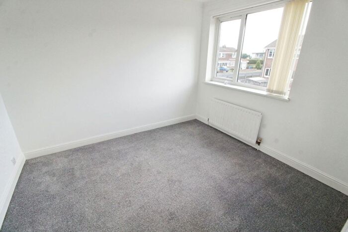 3 Bedroom Terraced House For Sale In Holystone Avenue, Blyth, NE24