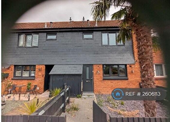 3 Bedroom Terraced House To Rent In Owen Close, Wellingborough, NN8