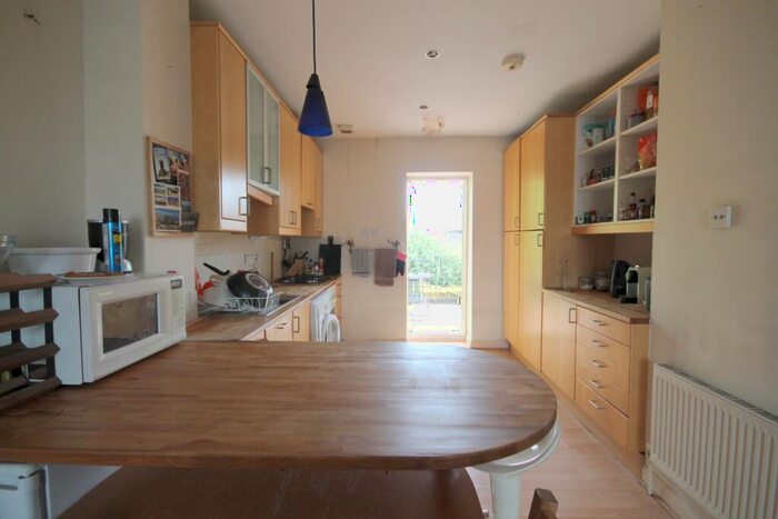 2 Bedroom Flat To Rent In Kentish Town Road, Camden Town, NW1