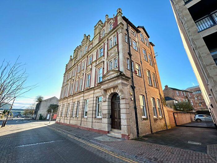1 Bedroom Property To Rent In Mount Stuart Square, Cardiff, CF10