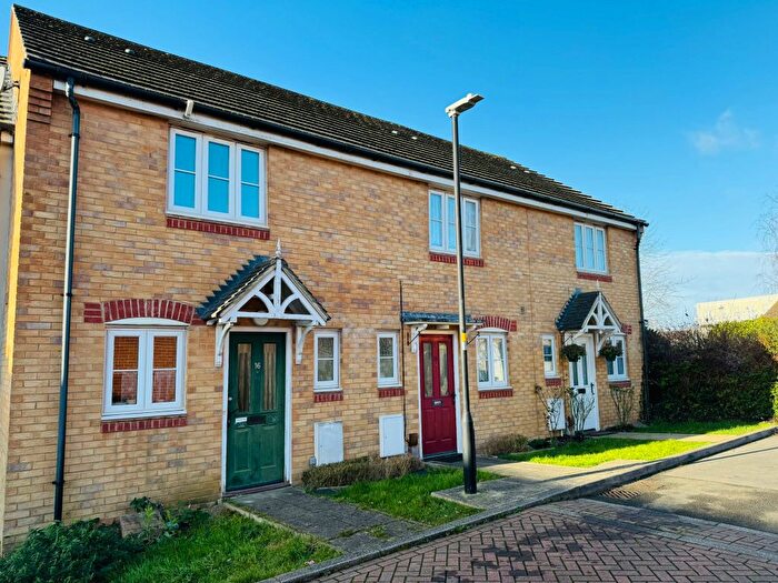 2 Bedroom Terraced House To Rent In Horsham Road, Swindon, SN3