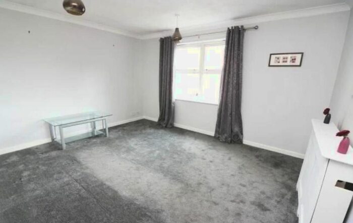 1 Bedroom Flat To Rent In Pullmans Place, Staines, London, TW18