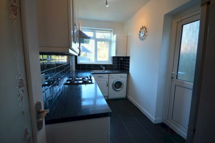 2 Bedroom End Of Terrace House To Rent In Glenbow Road Bromley, BR1