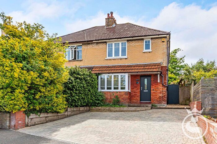 3 Bedroom Semi-Detached House For Sale In Gwynne Road, Poole, BH12