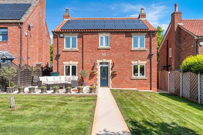4 Bedroom Detached House For Sale In Mill Road, Cleethorpes, DN35