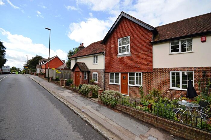 2 Bedroom Terraced House To Rent In High Street, Billingshurst, RH14