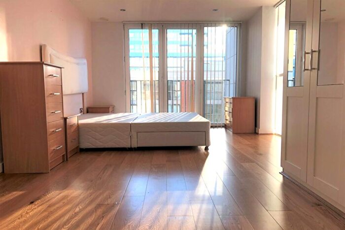 2 Bedroom Apartment To Rent In Aegean Apartments, Docklands, E16