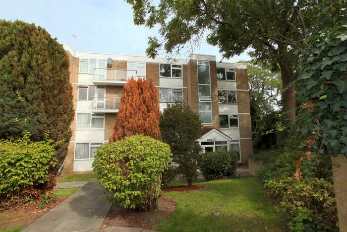 Studio To Rent In West Park, Mottingham, SE9