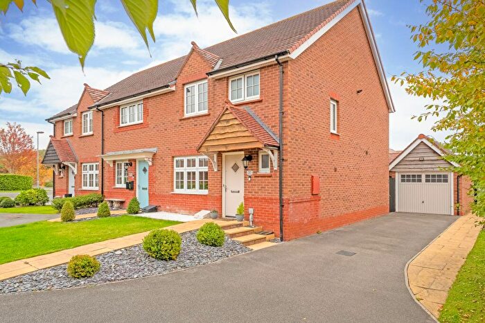 3 Bedroom End Of Terrace House For Sale In Clayton Road, Buckley, CH7