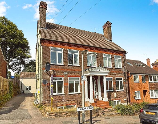 1 Bedroom Flat To Rent In Charles Street, Hemel Hempstead, HP1