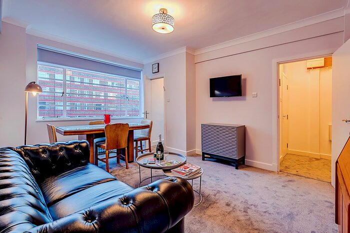 1 Bedroom Flat To Rent In Balham High Road, London, SW17