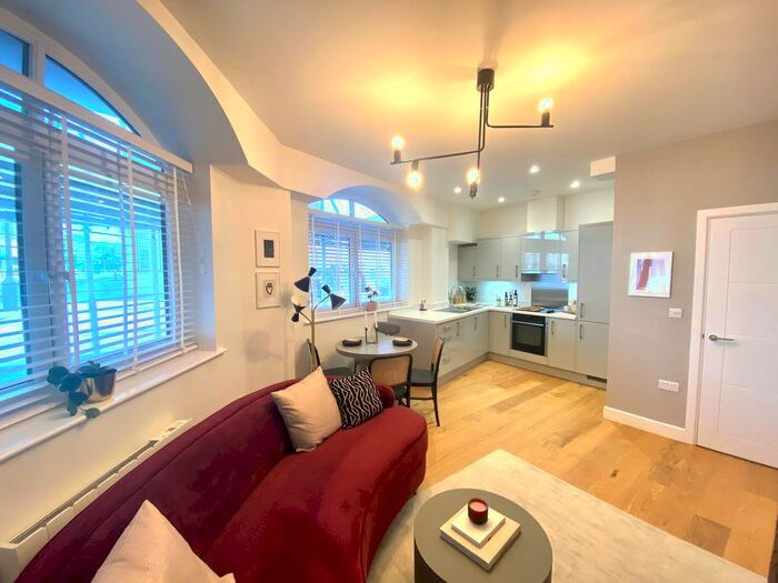 1 Bedroom Flat To Rent In London Road, Southampton, SO15