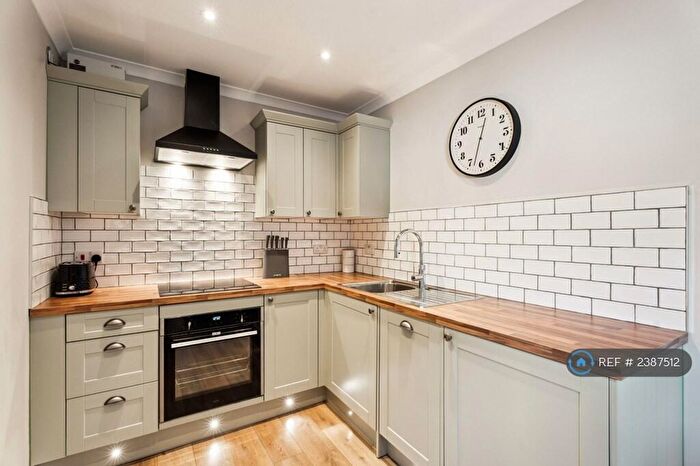 1 Bedroom Flat To Rent In Swiss Farm, Henley-On-Thames, RG9