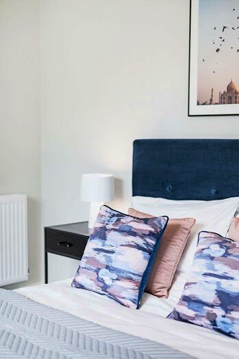 3 Bedroom Flat To Rent In Windlass Apartments, Tottenham, London, N17