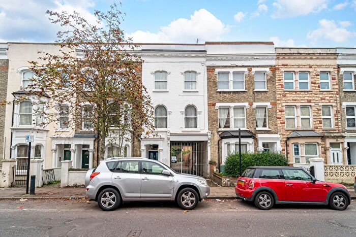 3 Bedroom Terraced House For Sale In Marlborough Road, London, N19