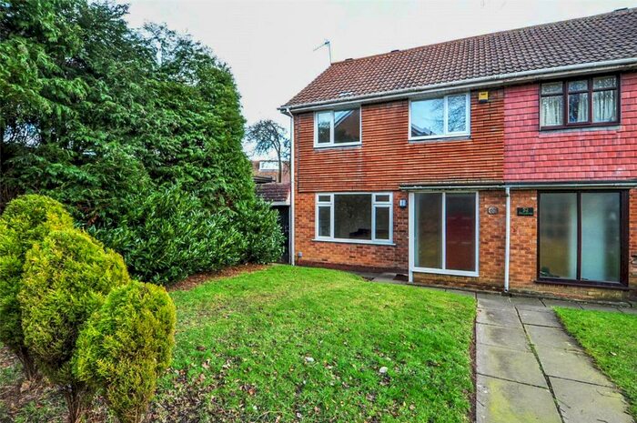 3 Bedroom End Of Terrace House To Rent In Hollybrow, Selly Oak, Birmingham, West Midlands, B29