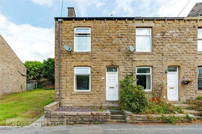 3 Bedroom End Terrace House For Sale In Sam Road, Diggle, Saddleworth, OL3