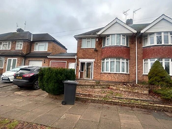 3 Bedroom Semi-Detached House To Rent In Downing Drive, Leicester, LE5