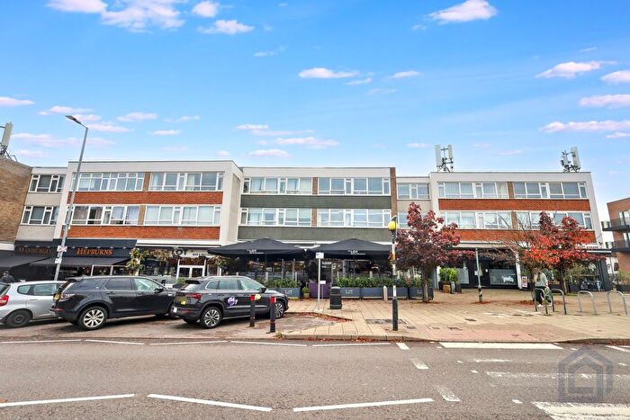 2 Bedroom Flat For Sale In A Hutton Road, Brentwood, CM15