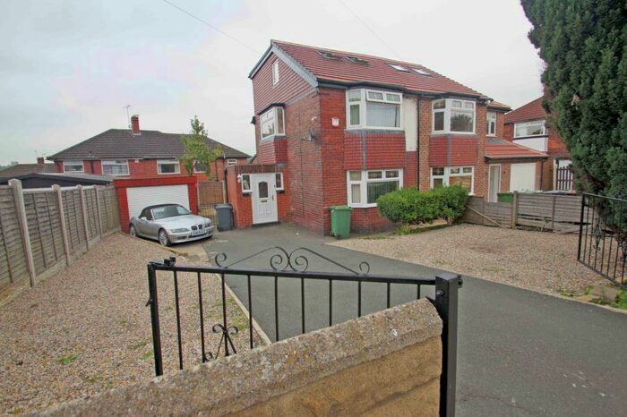 4 Bedroom Semi-Detached House To Rent In Bankfield Grove, Burley, Leeds, LS4