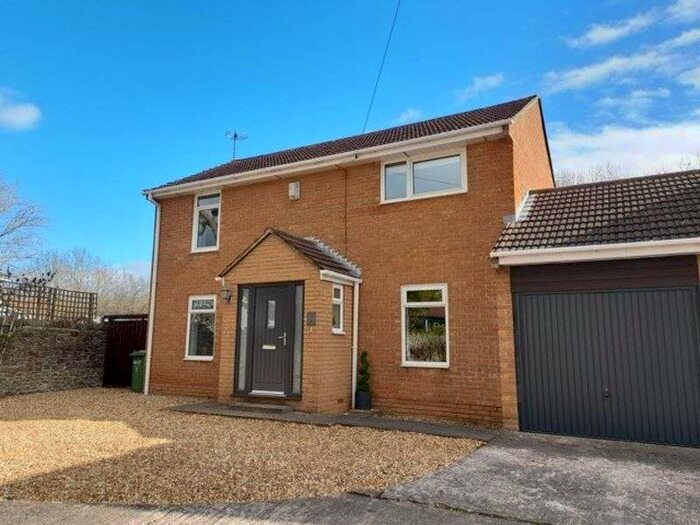 4 Bedroom Property To Rent In 51 Victoria Road, Bristol, BS30