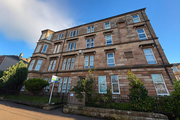 4 Bedroom Apartment To Rent In Whitehill Street, Dennistoun, G31