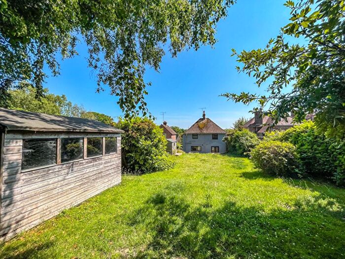 3 Bedroom Detached House For Sale In Langham Road, Robertsbridge, TN32