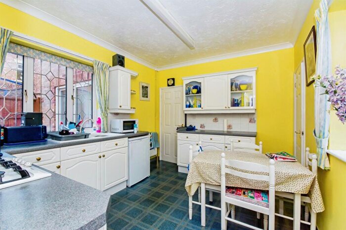 4 Bedroom Detached House For Sale In Victory Road, Wisbech, PE13