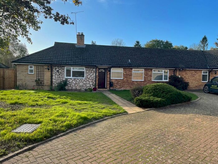 4 Bedroom Detached Bungalow To Rent In Lynch Lane, Fowlmere, Royston, SG8
