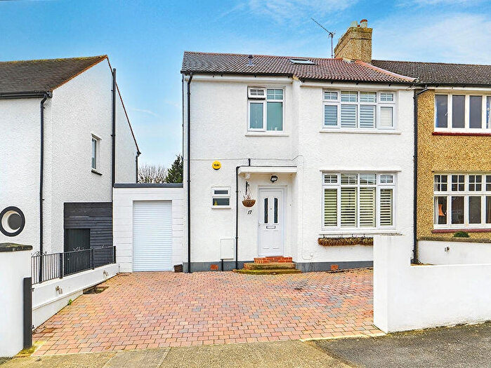 3 Bedroom Semi Detached House To Rent In Eversley Road, Surbiton, KT5