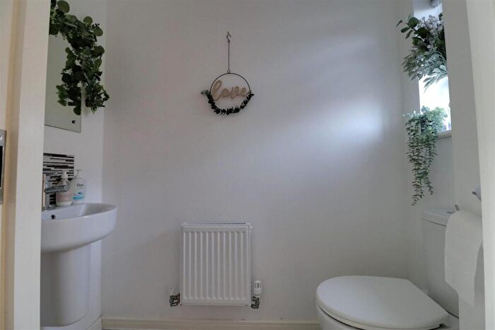 3 Bedroom Detached House For Sale In Richard Darroch Way, Crewe, CW1