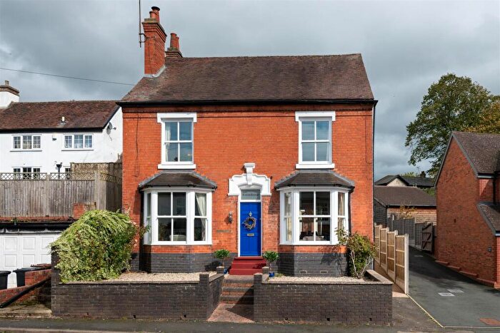 5 Bedroom Detached House For Sale In Bromsgrove Road, Clent, Stourbridge, DY9
