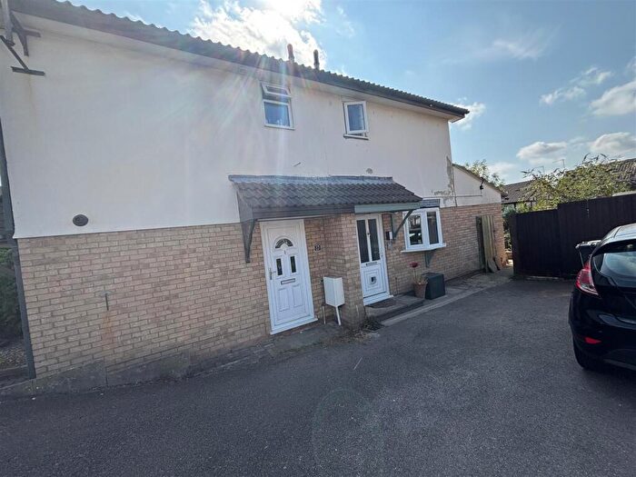 2 Bedroom Town House For Sale In Windsor Avenue, Groby, Leicester, LE6