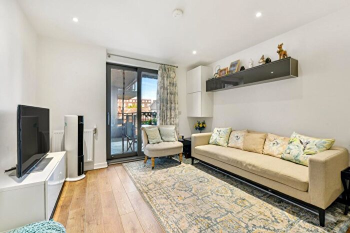 2 Bedroom Flat For Sale In Palm House, Sancroft Street, SE11