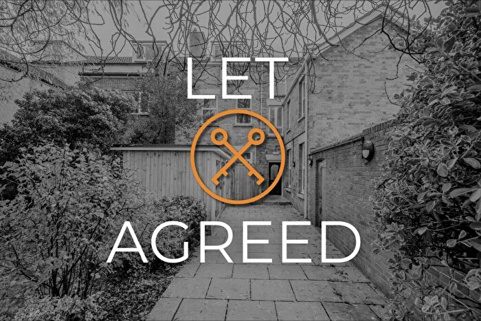 1 Bedroom Flat To Rent In Swindon Road, Stratton St. Margaret, SN3