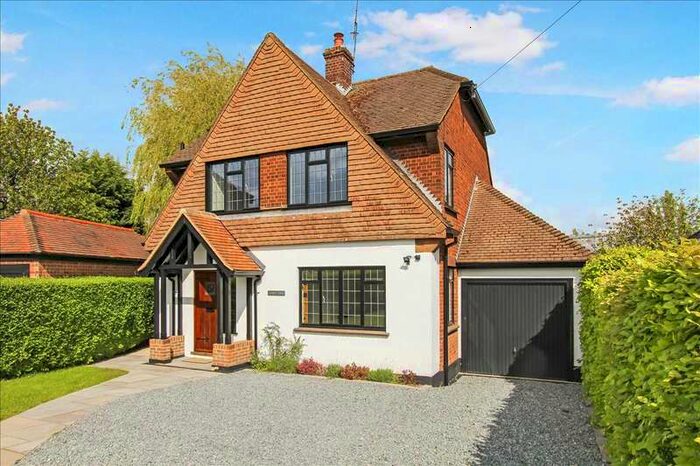 3 Bedroom Detached House To Rent In Thorpe Lodge, Shenfield Green, Shenfield, CM15