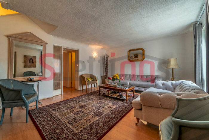 5 Bedroom Terraced House To Rent In Colin Drive, NW9