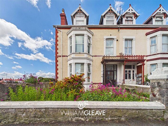 2 Bedroom Apartment For Sale In York Road, Llandudno, Conwy, LL30