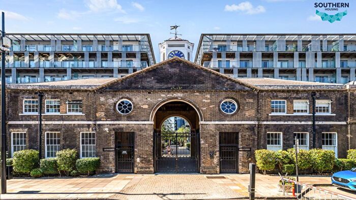 1 Bedroom Flat For Sale In East Carriage House, Royal Carriage Mews, Woolwich, London, SE18
