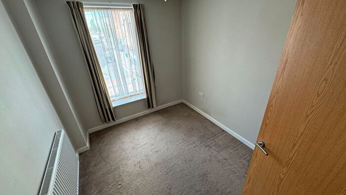 2 Bedroom Flat To Rent In High Road, Ilford, IG1
