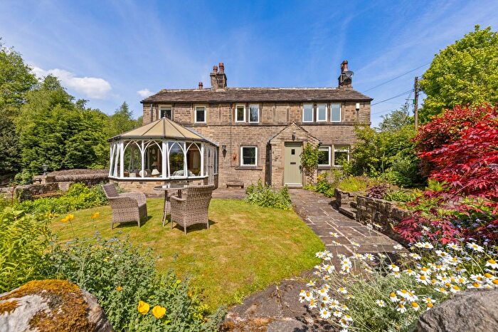 4 Bedroom Detached House For Sale In Hepworth Road, Jackson Bridge, Holmfirth, HD9