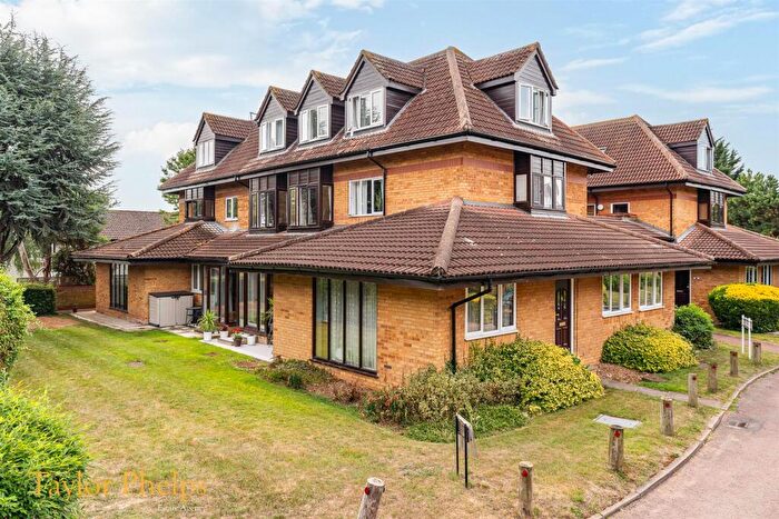 1 Bedroom Apartment For Sale In Beetham Court, Chapmore End, SG12