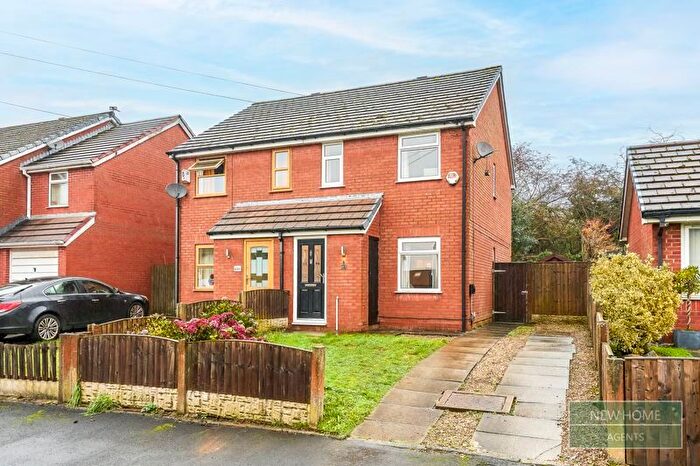 2 Bedroom Semi-Detached House For Sale In Everest Road, Atherton, Manchester, M46
