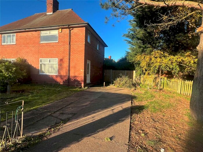 3 Bedroom Semi-Detached House To Rent In Coleby Road, Nottingham, Nottinghamshire, NG8